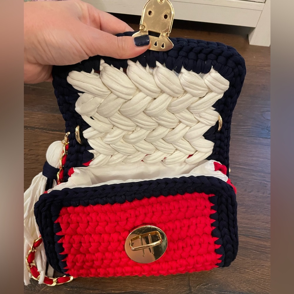 🇺🇸Handmade Crocheted Handbag - Picture 3 of 8